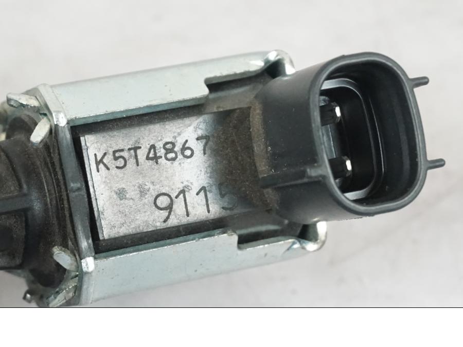 Baksidan på Fuel Evap System från en Kawasaki Z 900 -2019 motorcykel.