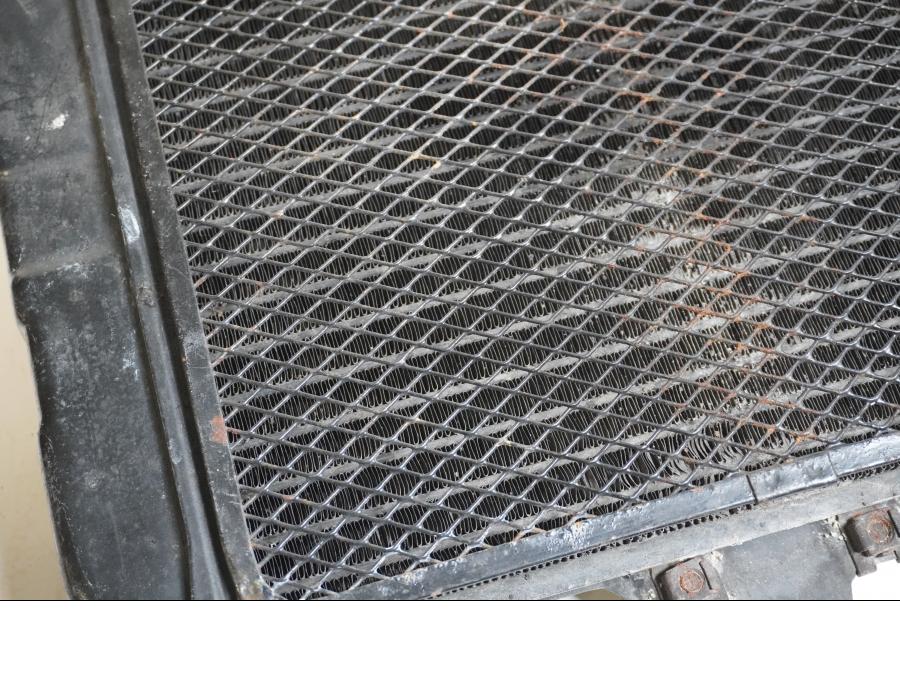 Snett uppifrån på Vattenkyl från en Kawasaki GPZ 500 S -1987 motorcykel.