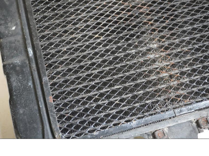 Snett uppifrån på Vattenkyl från en Kawasaki GPZ 500 S -1987 motorcykel.