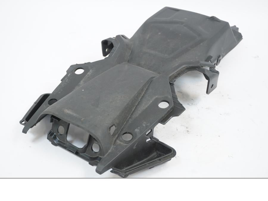 Baksidan på Undertail från en Honda CB 650 R -2019 motorcykel.