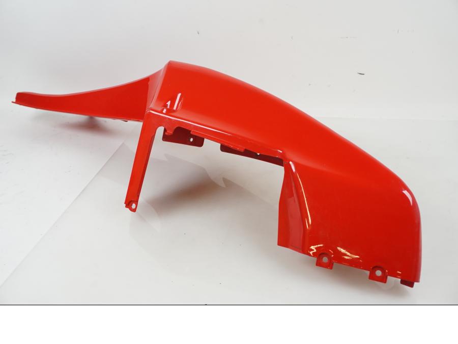 Vänster sida på Bakvinge från en Hyosung GT 650 -2006 motorcykel.