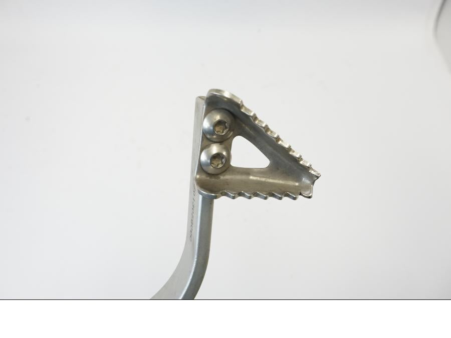 Extrabild1 på Bromspedal från en KTM 690 Duke -2016 motorcykel.