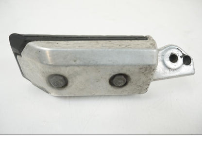 Vänster sida på Fotpinne från en Honda XL 1000 V -2008 motorcykel.