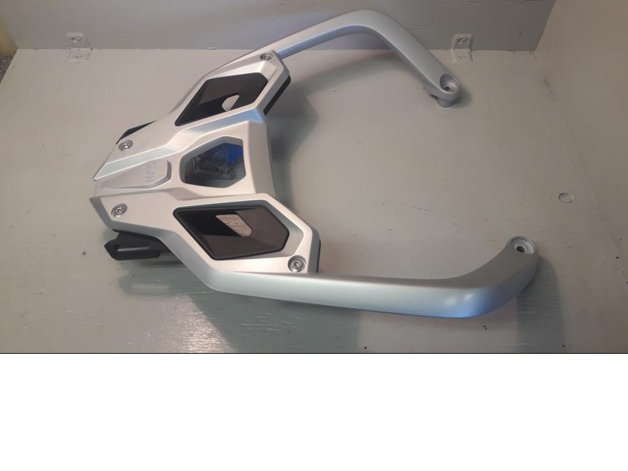 Framsidan på Pakethållare från en BMW R 1200 GS -2018 motorcykel.