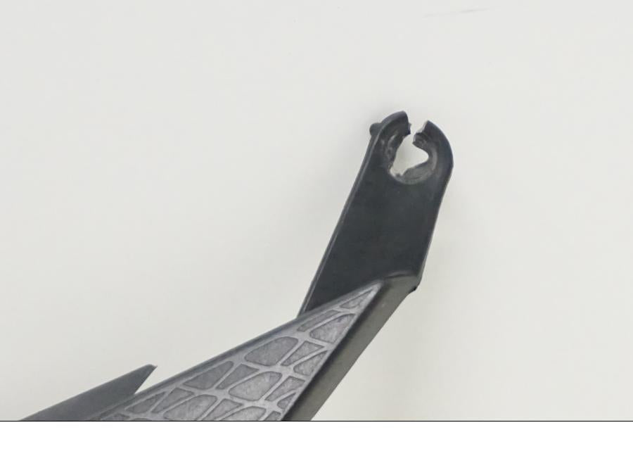 Baksidan på Tankplast från en BMW S 1000 RR -2010 motorcykel.