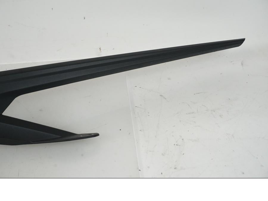 Vänster sida på Kedjeskydd från en BMW F 750 GS -2019 motorcykel.