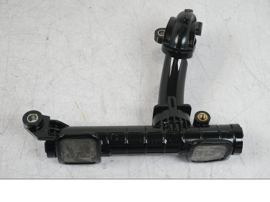 Extrabild2 på Oljetråg från en BMW R 1250 GS -2023 motorcykel.