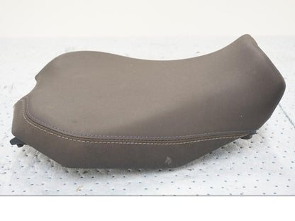 Framsidan på Sadel från en Yamaha MT-09 Tracer -2019 motorcykel.