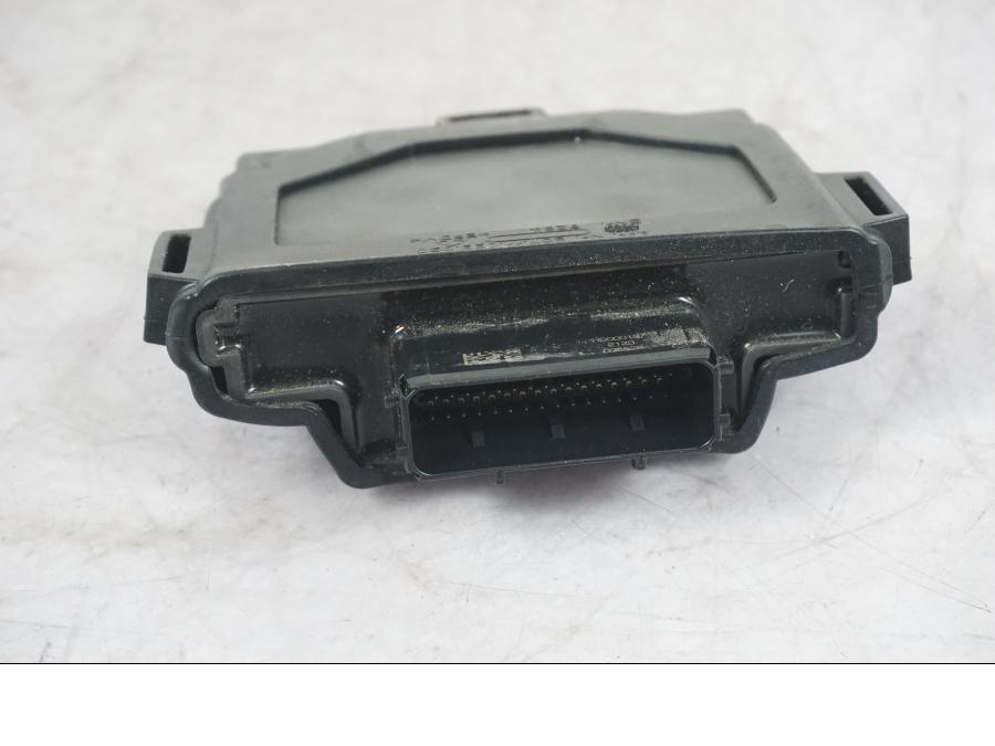 Höger sida på Kontrollenhet från en KTM 1290 Super Adventure S -2022 motorcykel.