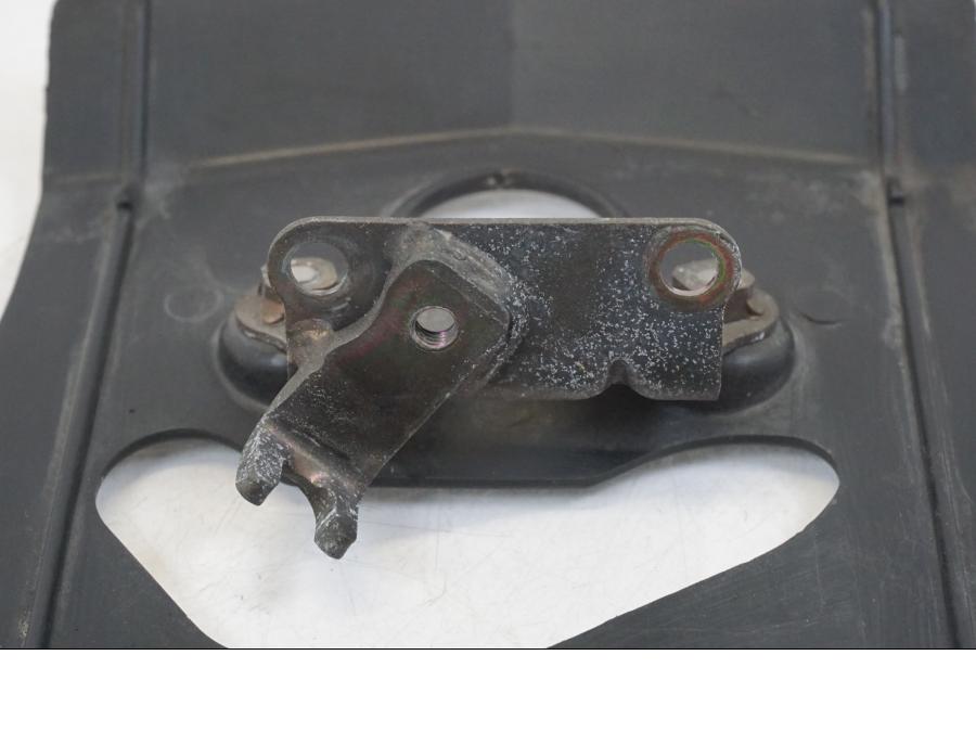 Vänster sida på Plast från en Kawasaki ZX-12R -2000 motorcykel.