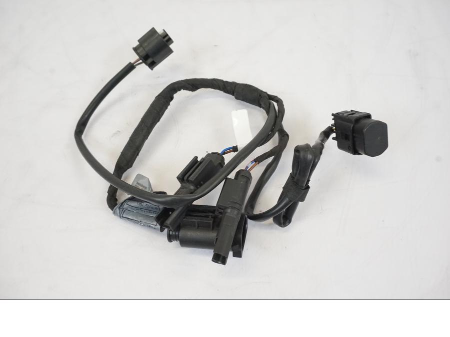 Framsidan på Kabelstam från en BMW S 1000 XR -2019 motorcykel.