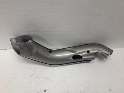 Höger sida på Styrkåpa från en BMW K 1200 LT -2006 motorcykel.