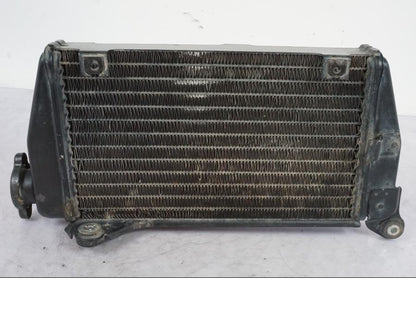 Framsidan på Vattenkyl från en Kawasaki KL 650A -1987 motorcykel.