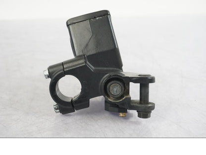 Snett uppifrån på Bromshuvudcylinder från en Suzuki GSX 1300 RX -1999 motorcykel.