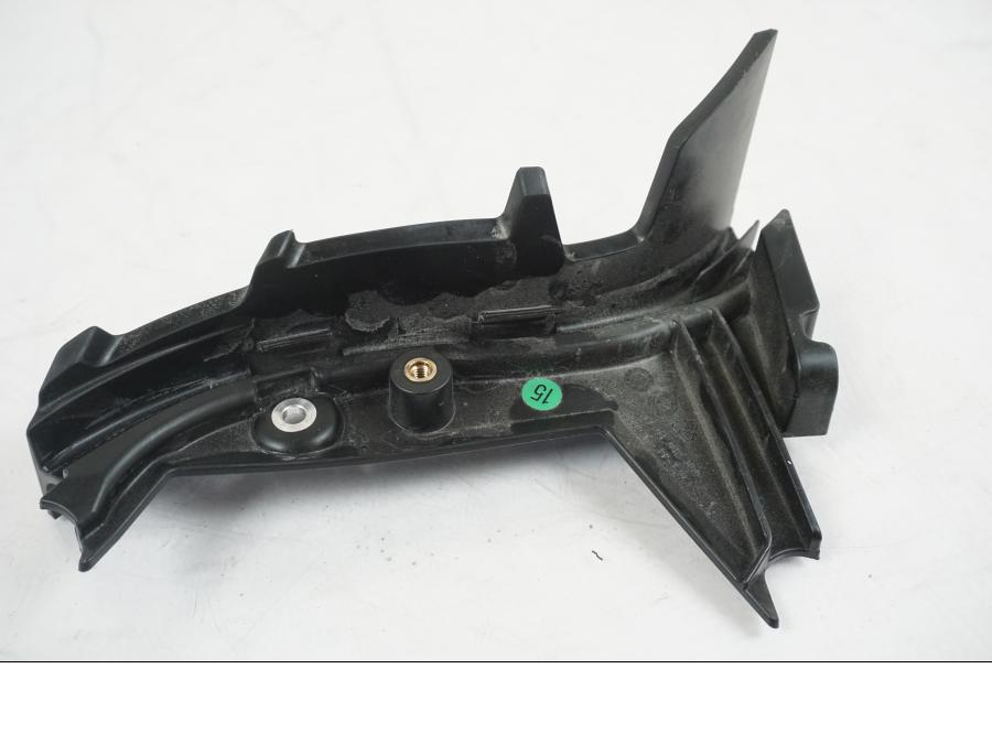 Höger sida på Plast från en KTM 1290 Super Duke R EVO -2023 motorcykel.