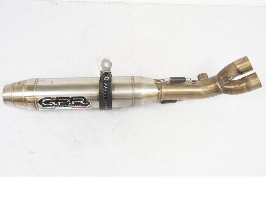 Framsidan på Ljuddämpare Sport från en Kawasaki ER-6N -2016 motorcykel.