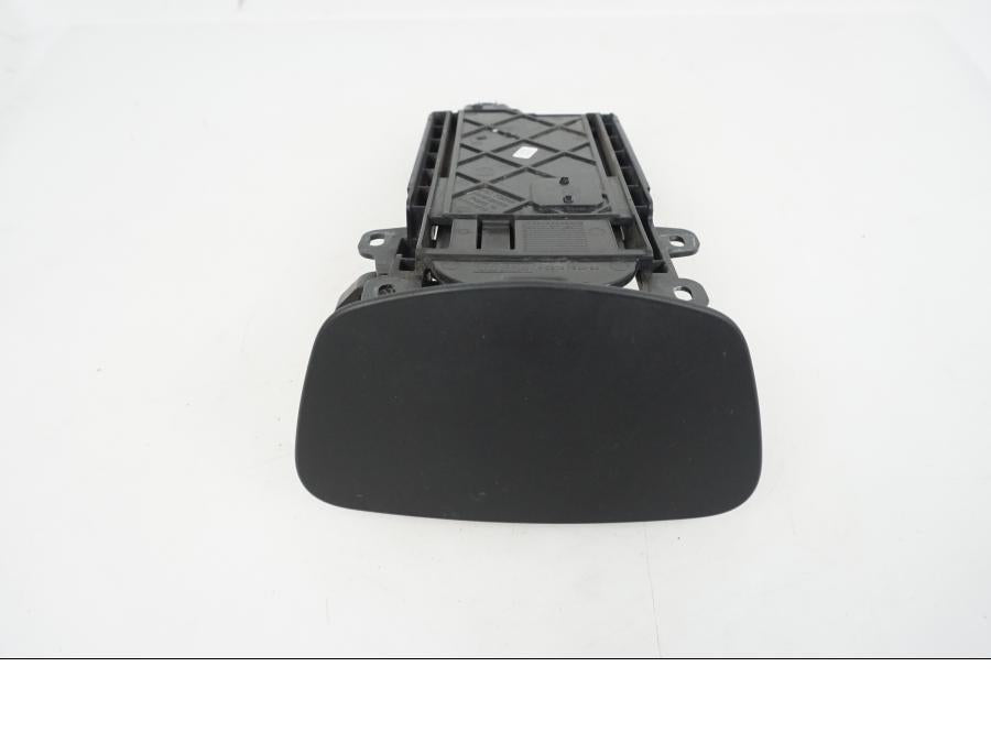 Baksidan på GPS/Mobilhållare från en BMW K 1600 -2014 motorcykel.