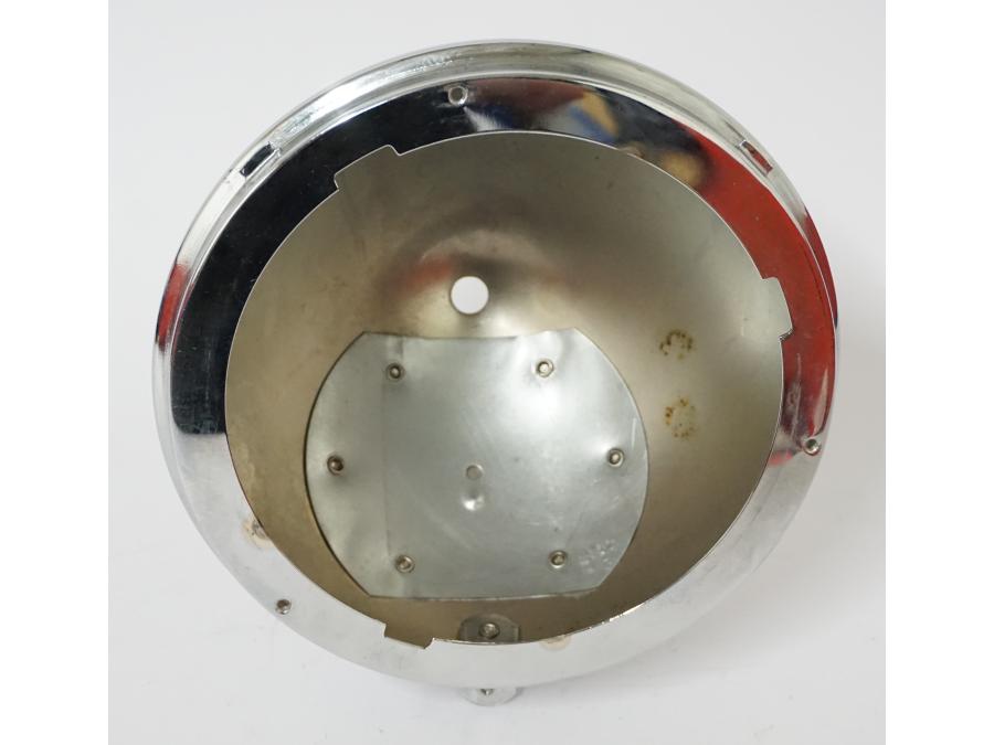 Framsidan på Strålkastarhus från en H-D Softail Heritage Classic FLSTC/I -2006 motorcykel.