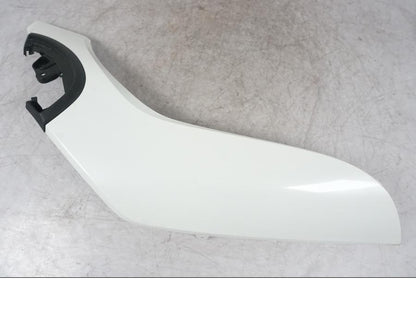 Framsidan på Sidopanel från en Honda ANC 125 -2022 scooter.