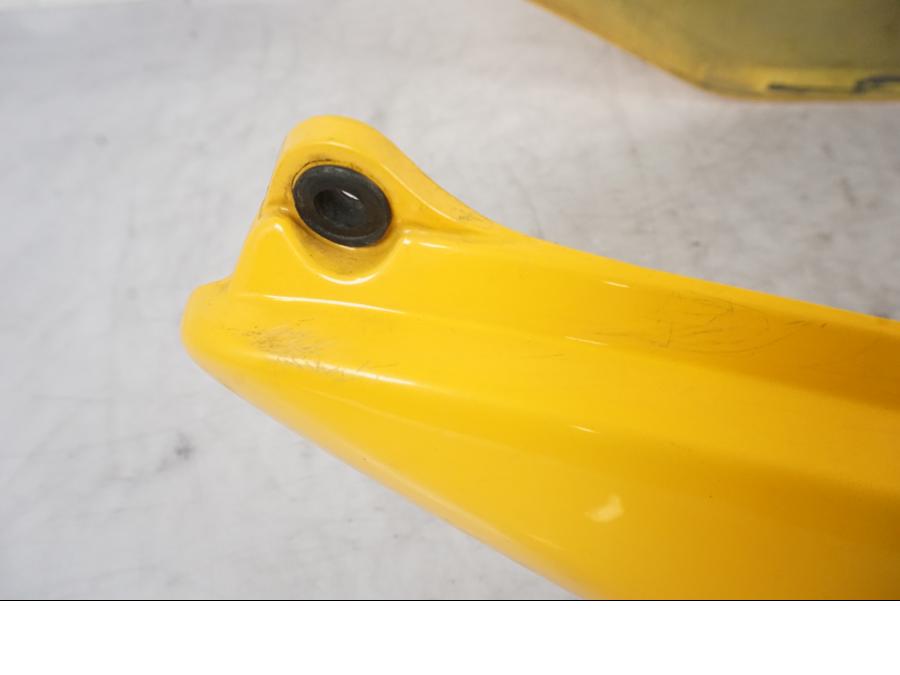 Extrabild2 på Bakvinge från en Honda VTR 1000 F -1997 motorcykel.