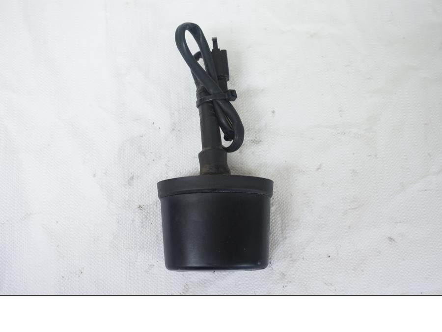 Baksidan på Skyltbelysning från en Kawasaki ER-6N -2006 motorcykel.