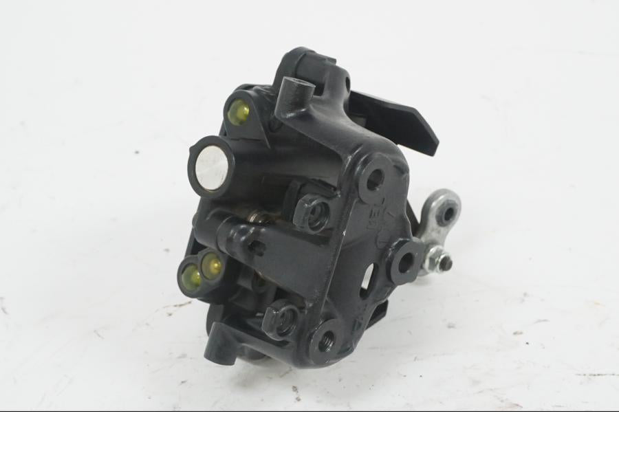 Vänster sida på Styrdämpare från en Honda CBR 1000 RR -2004 motorcykel.