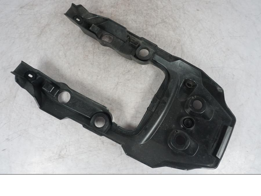 Extrabild1 på Bakvinge från en Triumph Tiger Explorer -2012 motorcykel.