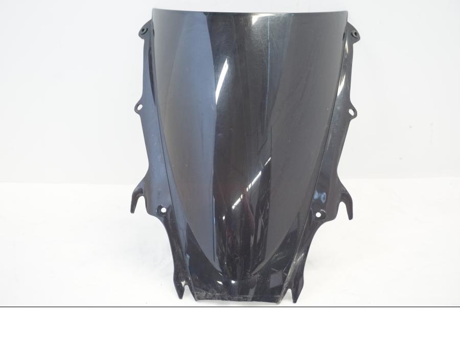 Framsidan på Vindruta från en Triumph Daytona 675 -2010 motorcykel.