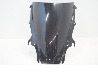 Framsidan på Vindruta från en Triumph Daytona 675 -2010 motorcykel.