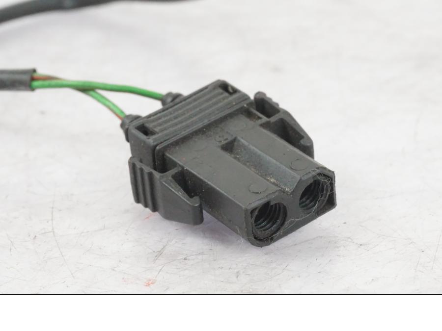 Baksidan på Sidostödsbrytare från en BMW K 1100 LT -1999 motorcykel.