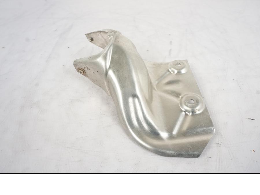 Framsidan på Värmeskydd från en Honda VFR 1200 -2010 motorcykel.