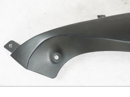 Snett nerifrån på Luftintag från en Suzuki GSX-R 750 -2007 motorcykel.