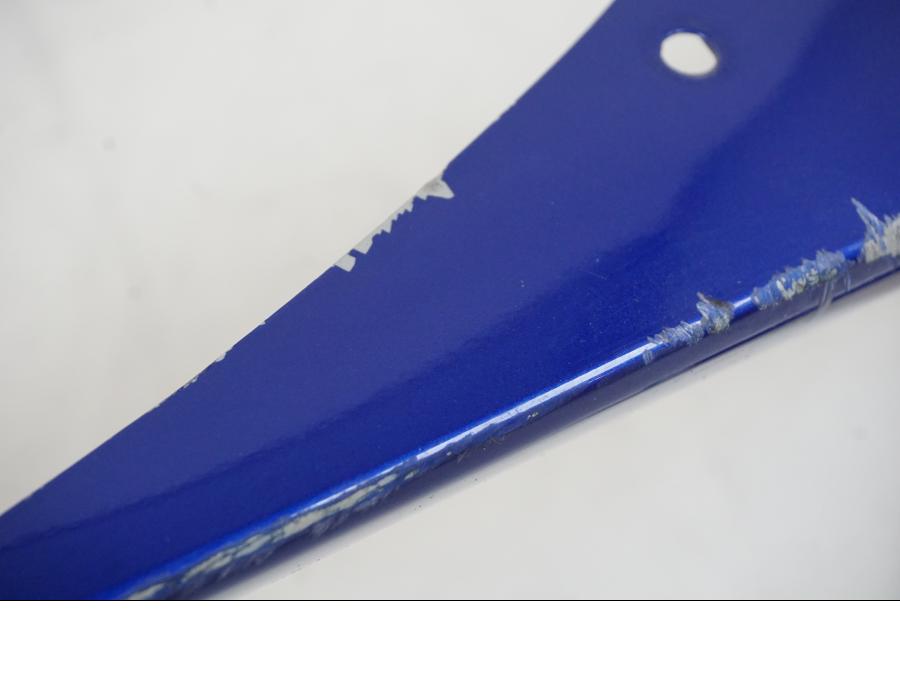 Extrabild3 på Sidkåpa från en Yamaha YZF 1000 R1 -2007 motorcykel.