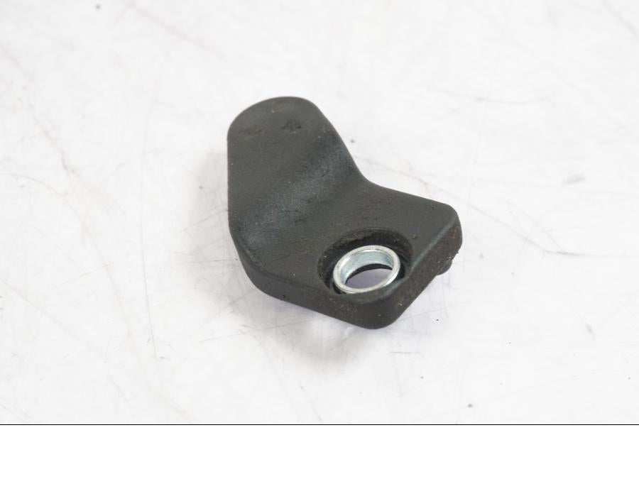 Baksidan på Sidostödsbrytare från en KTM 1290 Super Adventure R -2018 motorcykel.