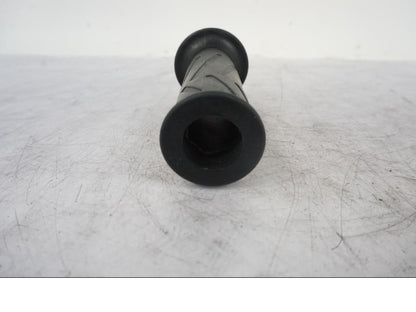 Vänster sida på Handtag från en Yamaha MT-09 -2020 motorcykel.