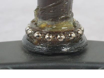 Snett uppifrån på Gaffelkrona från en Yamaha MT-09 -2016 motorcykel.