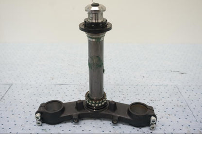 Framsidan på Gaffelkrona från en Kawasaki Z 650 ABS -2020 motorcykel.