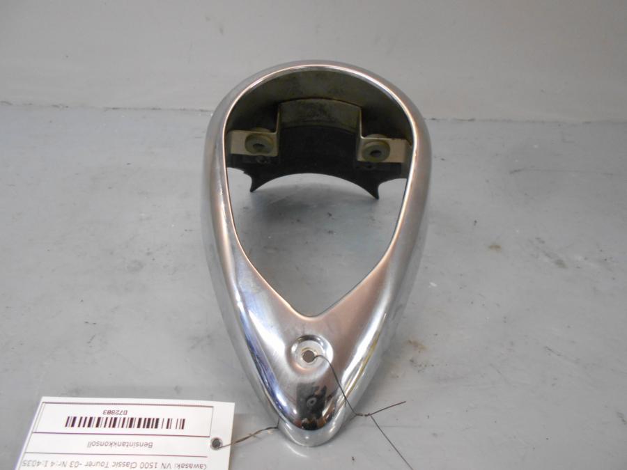 Framsidan på Instrumentkonsoll från en Kawasaki VN 1500 Classic Tourer -2002 motorcykel.