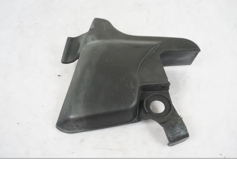 Framsidan på Ramskydd från en Honda CB 750 -1996 motorcykel.