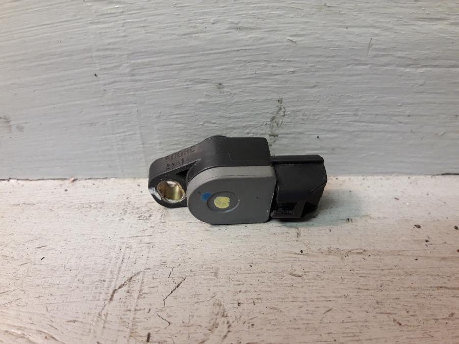 Framsidan på TPS från en Kawasaki GTR 1400 -2012 motorcykel.