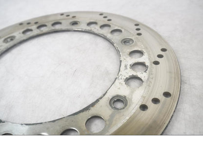 Baksidan på Bromsskiva från en Suzuki GSX 1100 -1992 motorcykel.