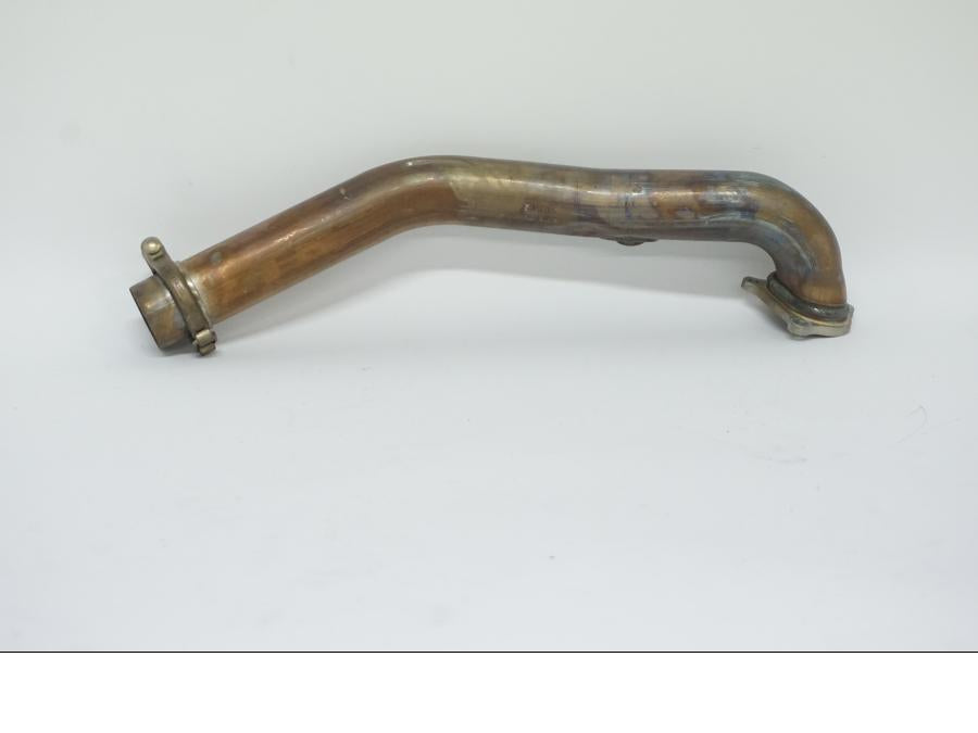 Baksidan på Grenrör från en Ducati Desert X -2022 motorcykel.