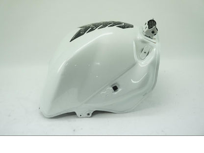 Baksidan på Bensintank från en Yamaha YZF 1000 R1 -2006 motorcykel.