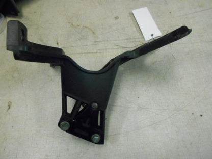 Framsidan på Instrumentfäste från en Suzuki GSX-R 600 -1999 motorcykel.