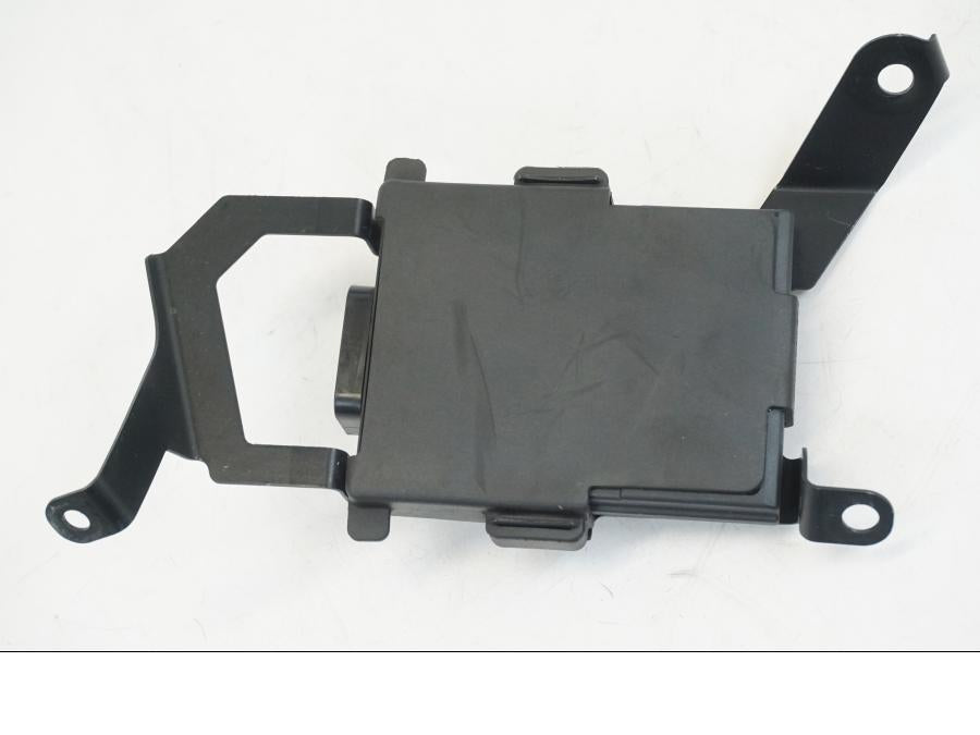 Extrabild2 på Styrdon från en Yamaha MT-09 Tracer -2021 motorcykel.