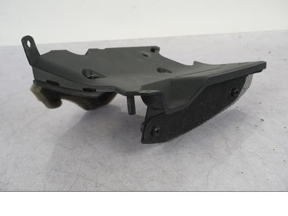 Vänster sida på Sidkåpa från en Yamaha MT-09 SP -2018 motorcykel.