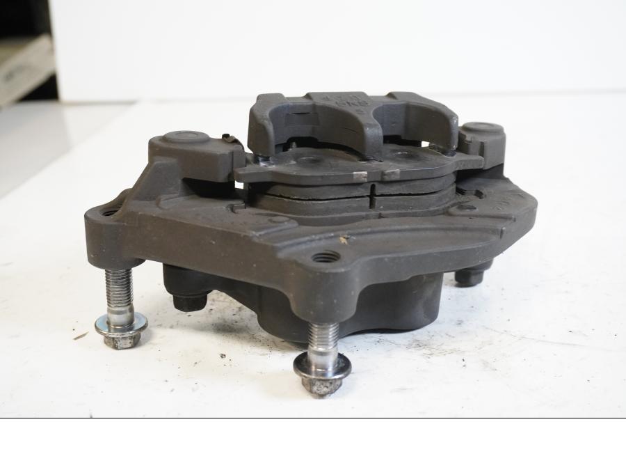 Höger sida på Bromsok från en Yamaha FZ-6 -2005 motorcykel.