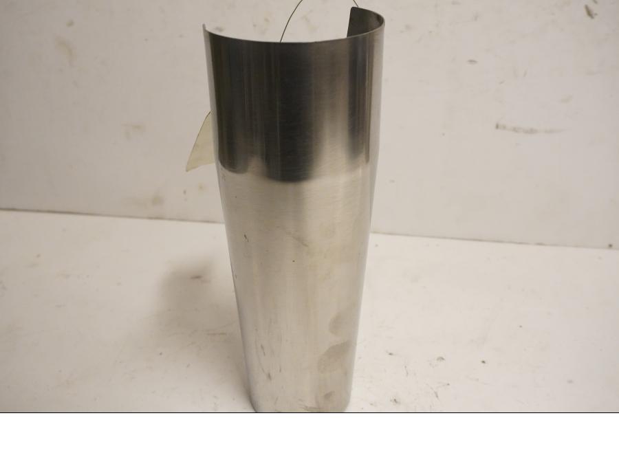 Baksidan på Gaffeldekorrör från en Yamaha XV 1600 -2002 motorcykel.