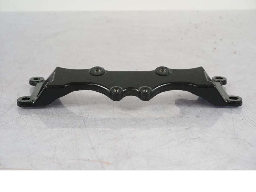 Baksidan på Sadelfäste från en Yamaha MT-09 SP -2018 motorcykel.