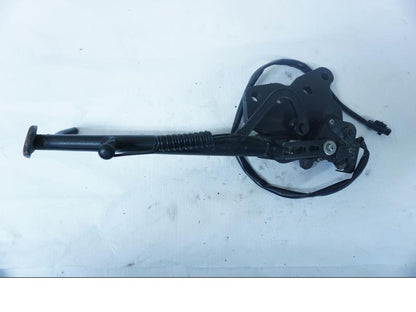 Baksidan på Sidostöd från en Kawasaki Ninja 650 -2018 motorcykel.